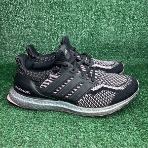 Adidas Ultraboost Parley Womens Size 8.5 Black Pink Primeknit Running HP2477